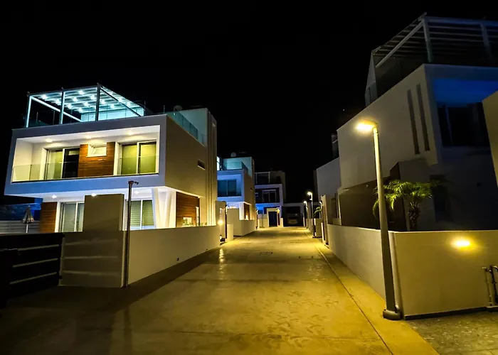 Nissinest Luxury Villas